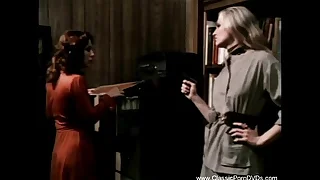 89 lesbians porn videos